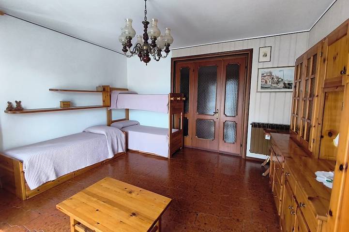 Lago Iseo - Casa indipendente con giardino tinozza finlandese Wi-Fi  dépendance in Solto Collina, Comune di Solto Collina
