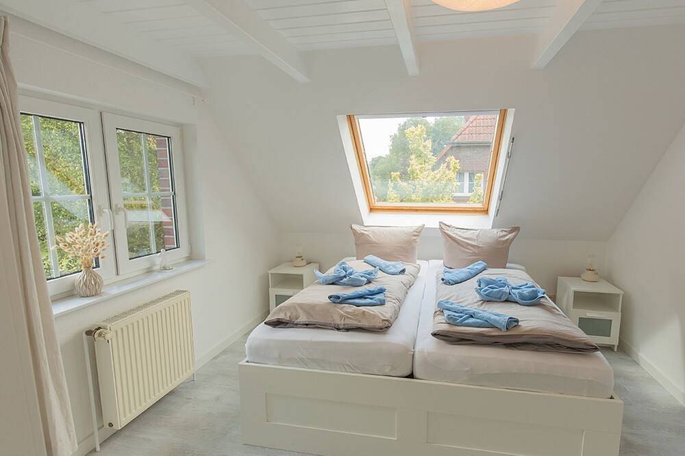 Ganze Wohnung, Ferienhaus Lüttjes Strandhus, Fewo Vermittlung Nordsee - Ferienhaus Lüttjes in Dangast, Varel