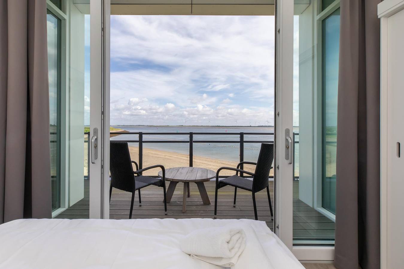 Ferienwohnung am Wasser - mit 2 Balkonen | Nr. 38 - 4 Pers. | Vista Maris in Sint-Annaland, Niederländische Nordsee