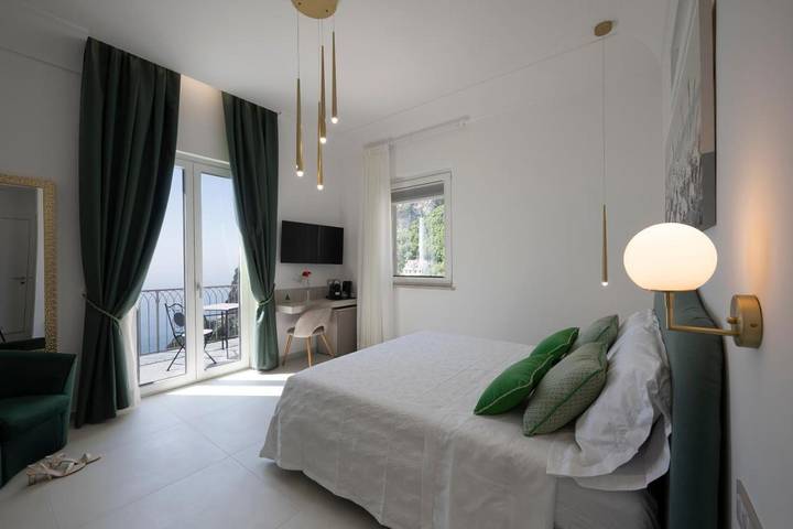 BnB für 2 Personen, mit Garten und Pool sowie Ausblick in Amalfi