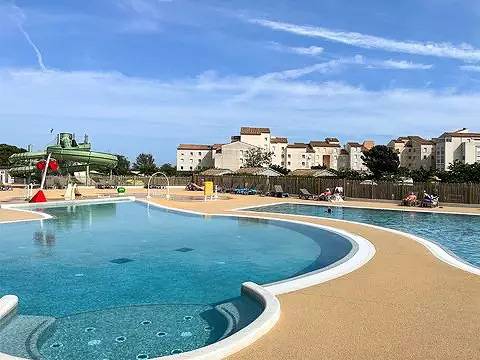 Camping pour 6 personnes à Agde