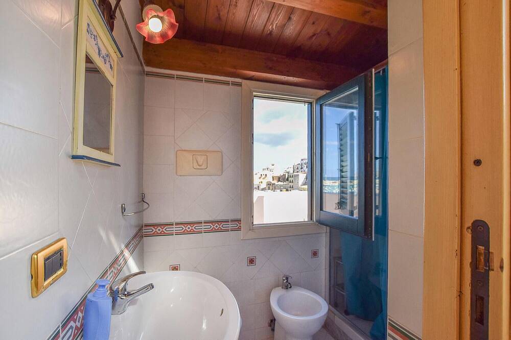 Appartement entier, Awesome apartment in Castellammare d.G. with Wifi in Castellammare del Golfo, Province de Trapani