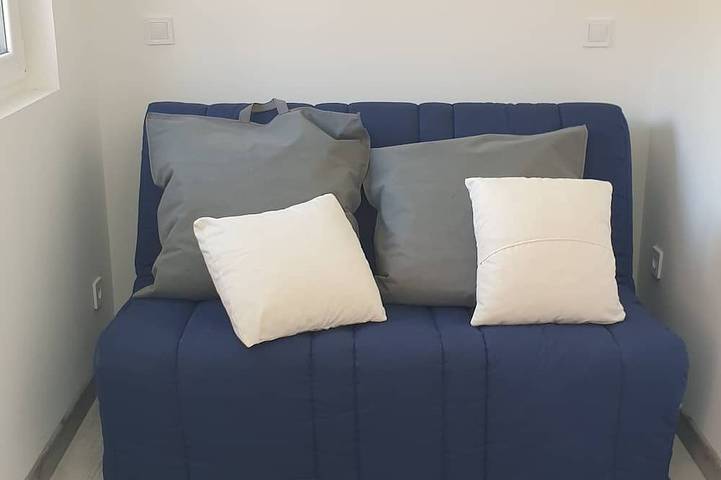 Gîte pour 2 personnes, avec jardin ainsi que piscine et terrasse à Villeneuve-lès-Maguelone - 3