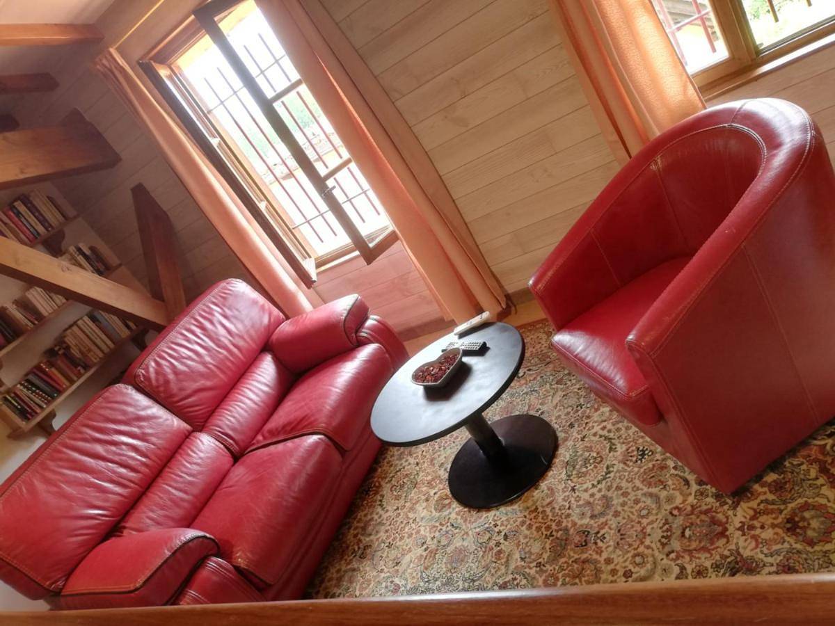 Appartement entier, Loft in Aubeterre-sur-Dronne, Charente