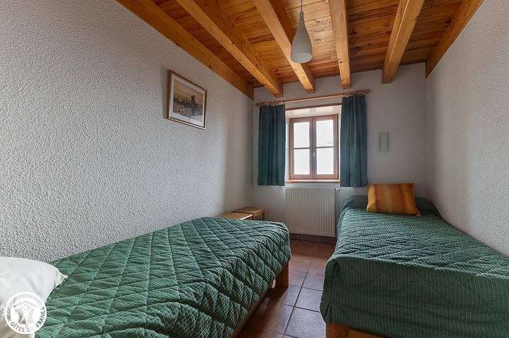 Location de vacances pour 7 personnes, avec balcon et jardin à Échandelys - 4