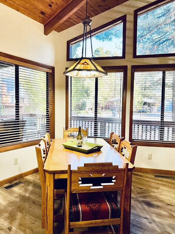 Gemütliche Hütte im Wald in Munds Park, Oak Creek Canyon