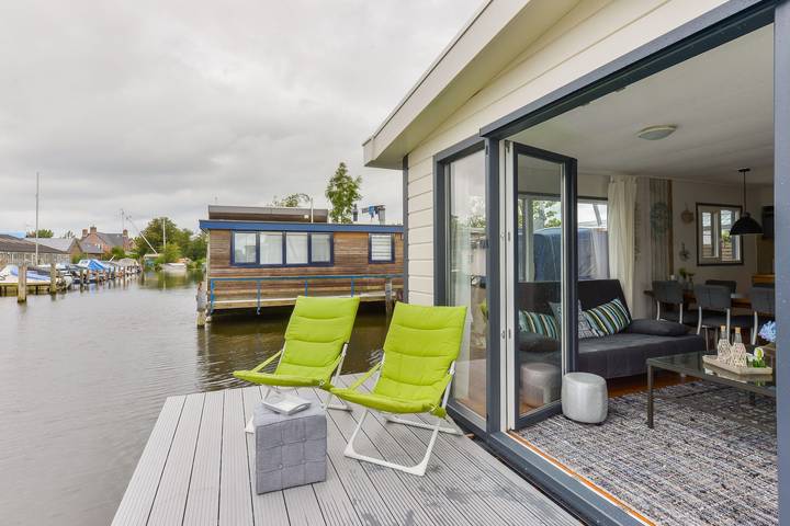 Vakantieappartement voor 2 personen, met Terras in Uithoorn
