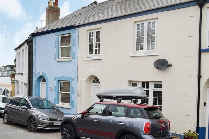Cottage for 4 people, with garden, with pets in Instow