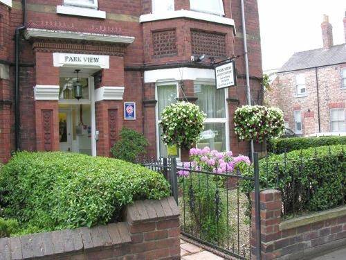 Pension voor 4 personen, met terras in York