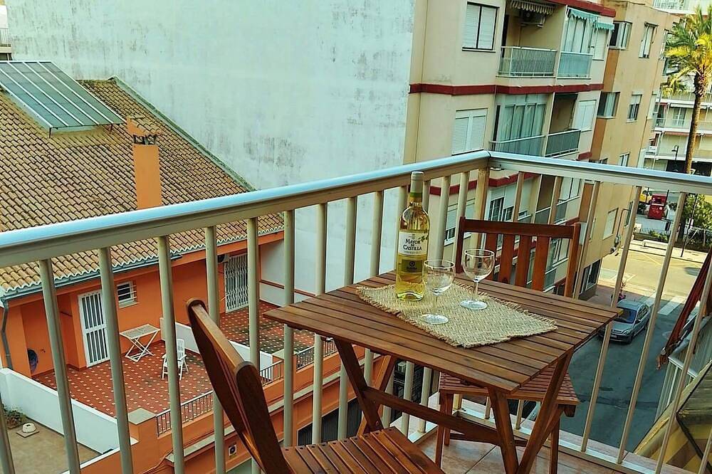 Apartamento entero, Appartement El Perello à 2 Minutes à Pied de la Plage in El Perelló (Costa de Valencia), Sueca