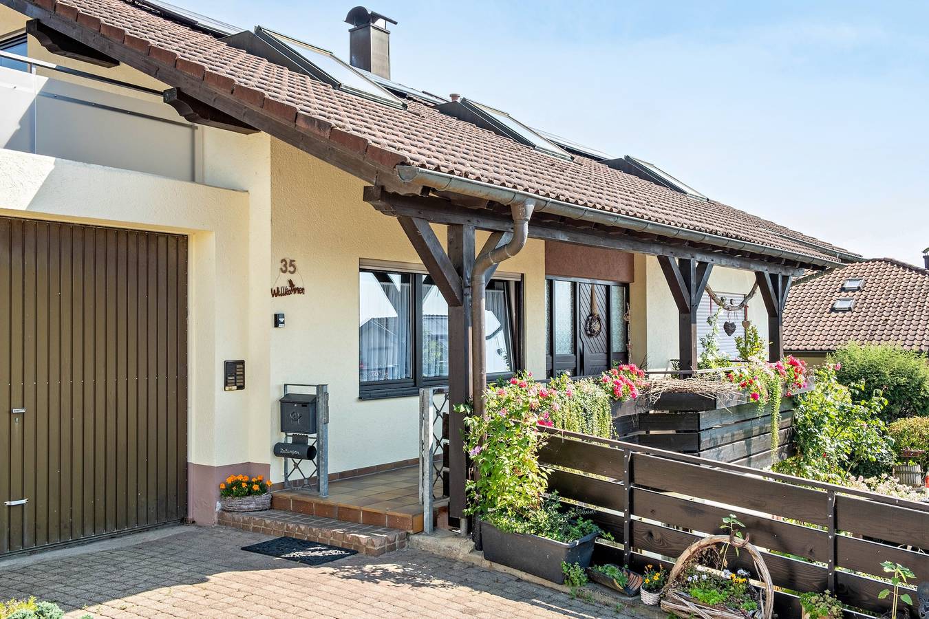 Ganze Wohnung, Ferienwohnung 6 mit Bergblick, großer Balkon und Wlan in Bad Bellingen, Südschwarzwald