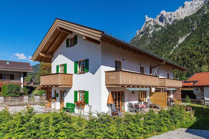 Ferienhaus für 6 Personen, mit Garten und Ausblick in Alpenwelt Karwendel - 3