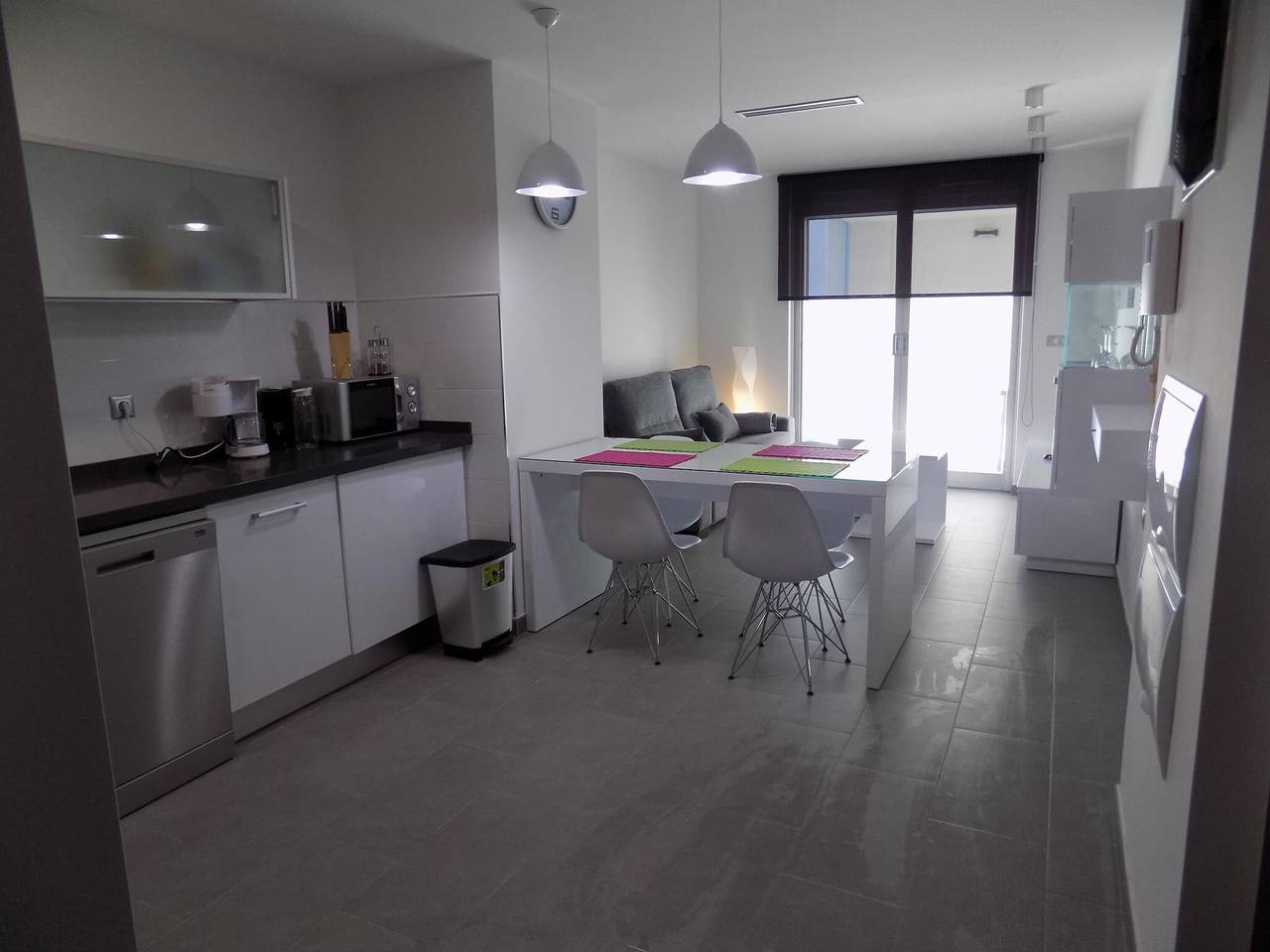 Apartamento entero, Apartamento luminoso en la costa in Playa de La Mata (Torrevieja), Torrevieja