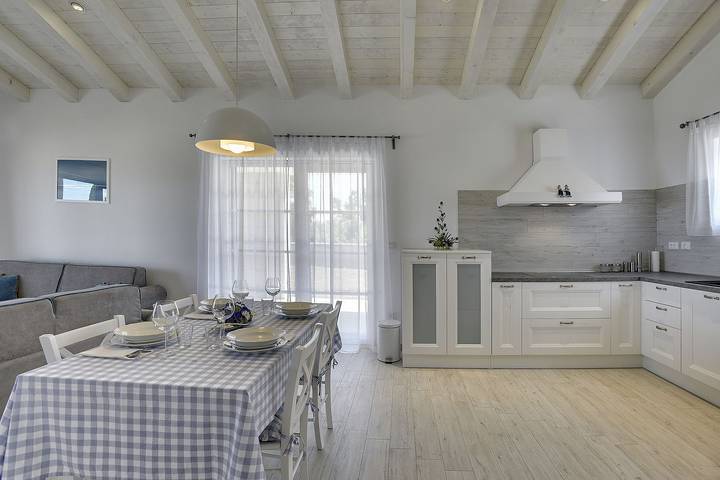 Moderne Villa mit Privatpool und Panoramablick auf die Adria in Marčana, Südküste Istrien