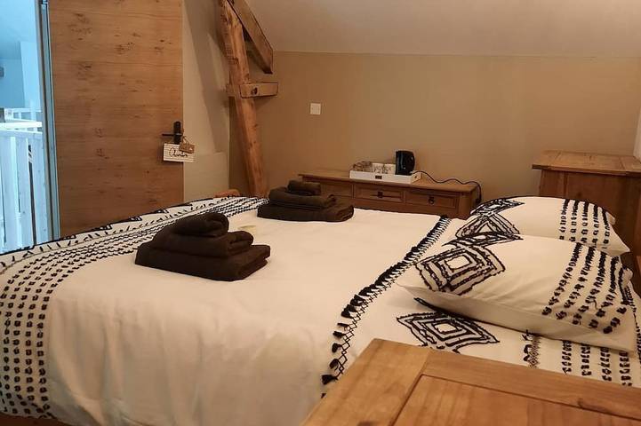 Location de vacances pour 10 personnes, avec jardin et piscine à Le Gast - 3