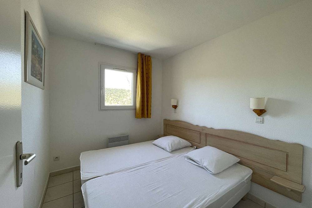 Duplex for 6 with Terrace, Pools, and Bbq in Salavas in Salavas, Ardèche