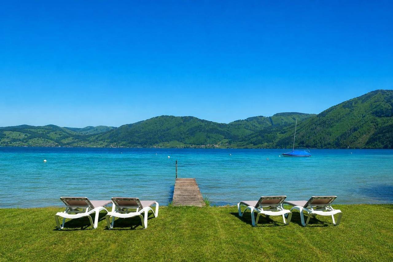 Villa Cataleya - Seehaus am Attersee - Privater Steg und Badeplatz - 8 Personen in Nußdorf am Attersee, Attergau