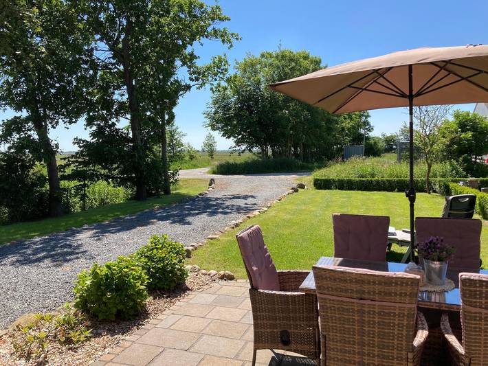 Ferienwohnung für 4 Personen, mit Terrasse und Garten in Oldsum - 3