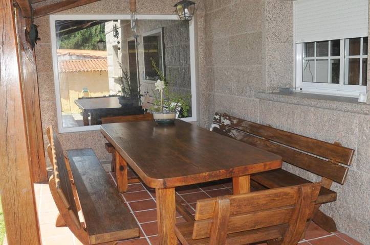 Albergue para 7 personas, con vistas además de jardín y piscina, Familias con niños en Salnés - 3