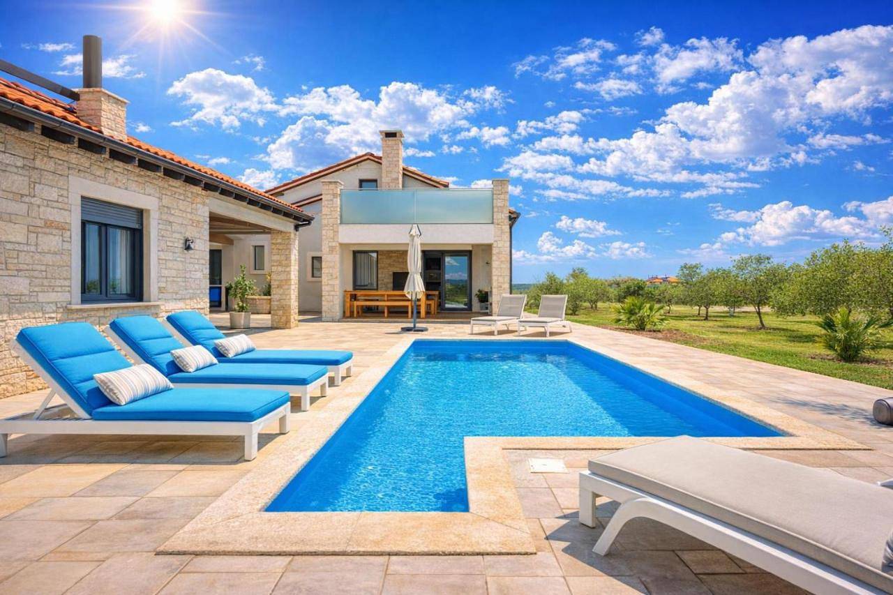 Sea View Villa Maria With Pool - Happy Rentals in Pomer, Südküste Istrien
