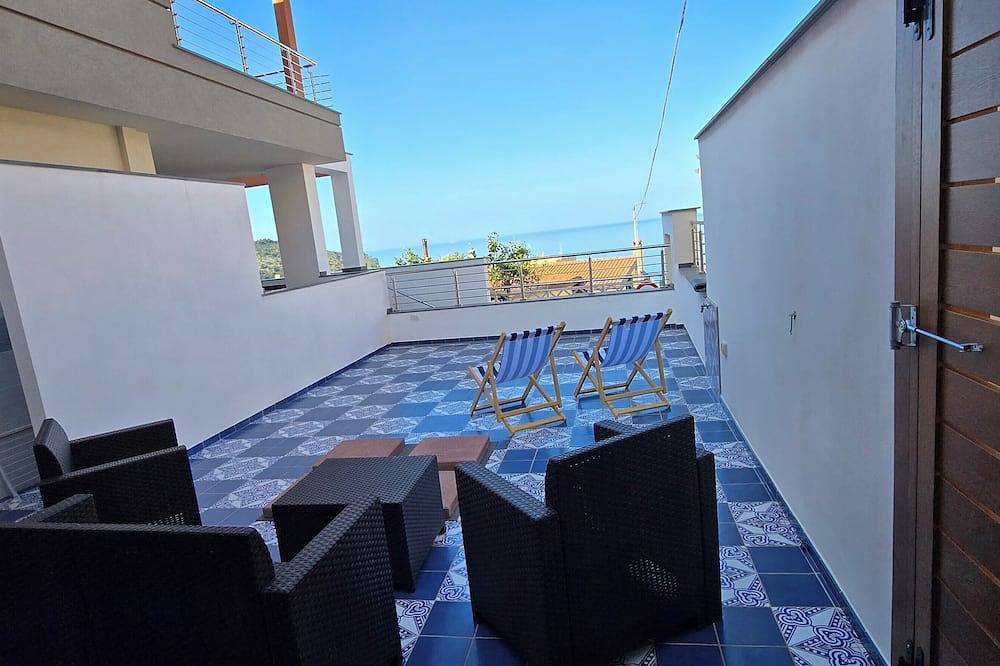 Entire apartment, The Turquoise Little House in Palinuro, Cilento