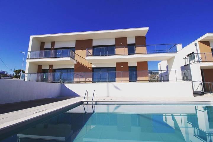 Apartamento de férias para 4 pessoas, com Jacuzzi e Terraço e ainda Jardim and Piscina em Salir do Porto