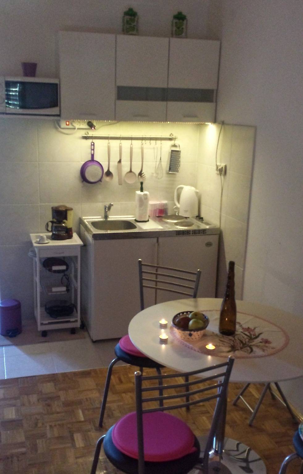 Apartamento entero, Apartamento-estudio con aire acondicionado Ugljan As-15613-b in Ugljan, Isla de Ugljan