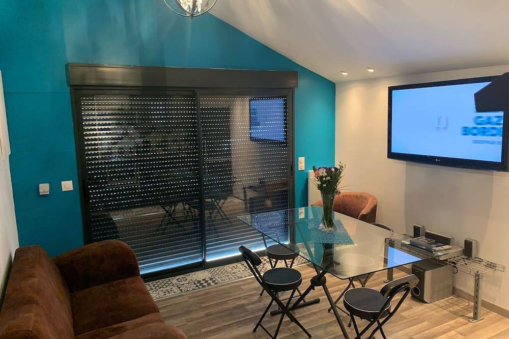 Apartamento entero, Studio t1 pool spa sauna independent in Moëlan-sur-Mer, Region de Quimper