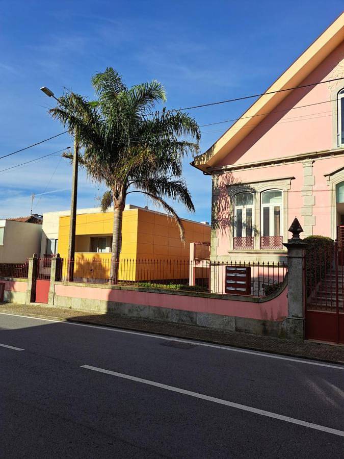 Three-Bedroom House in Moledo, Distrito de Viana do Castelo