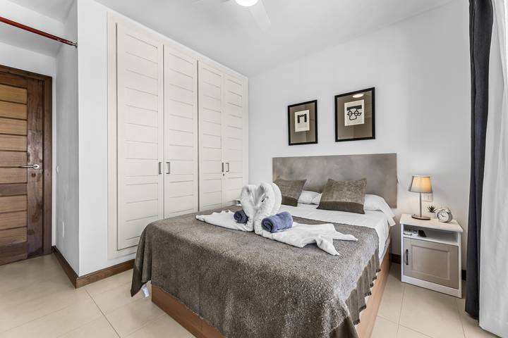 Ferienhaus für 4 Personen mit Terrasse in Puerto Calero, Yaiza