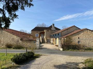 Maison d’hôte pour 2 personnes, avec jardin ainsi que piscine et sauna à Duravel