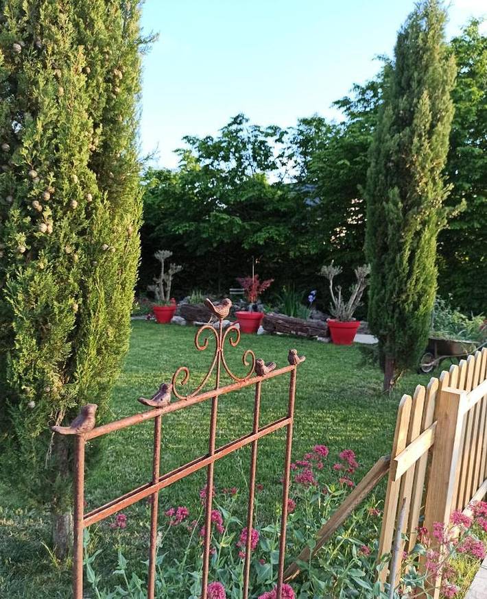 Location de vacances pour 3 personnes, avec piscine ainsi que jardin et vue à Suèvres - 2