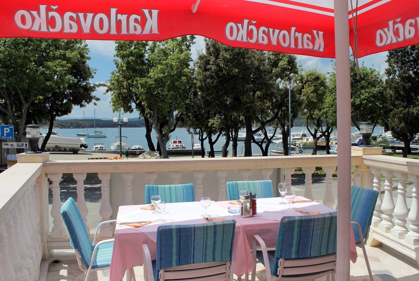 Ganze Wohnung, 4-Zimmer-Ferienwohnung mit Terrasse und Meerblick Punat, Krk A-5328-a in Punat, Krk
