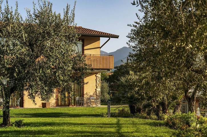 Bungalow für 4 Personen, mit Pool und Garten sowie Terrasse, kinderfreundlich in Manerba del Garda - 3