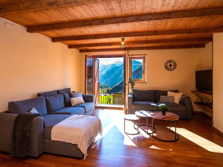 Gîte pour 6 personnes, avec Balcon dans Senet
