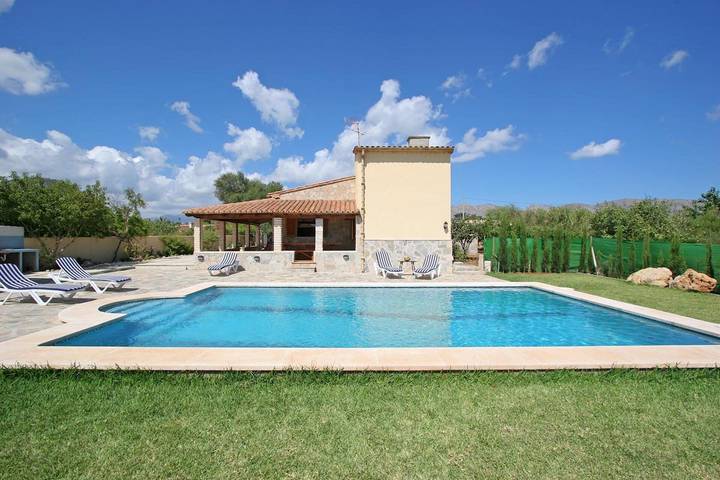 Villa for 5 people, with garden - 1