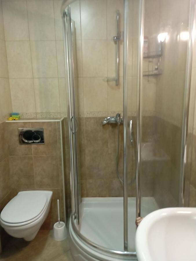 Gîte pour 4 personnes, avec terrasse et vue dans Risan - 3