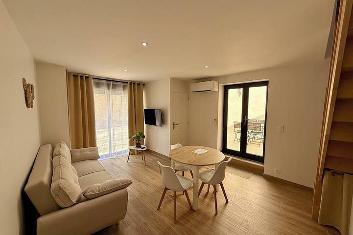 Location de vacances pour 4 personnes, avec Terrasse à Pailhès