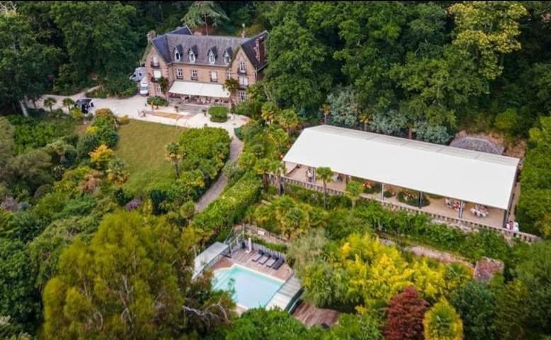 Location de vacances pour 3 personnes, avec piscine et jardin ainsi que vue et bassin pour enfant à Champeaux - 4