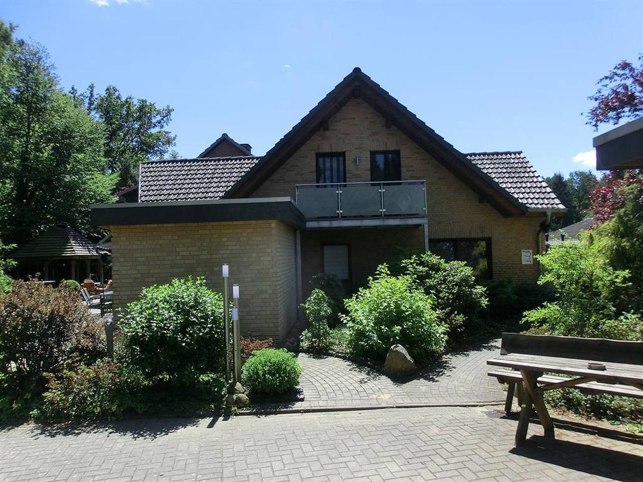 Ganze Ferienwohnung, Ullas Gästehaus - Fewo Eg, Dusche, Wc, 2 Schlafräume in Munster (Niedersachsen), Landkreis Heidekreis