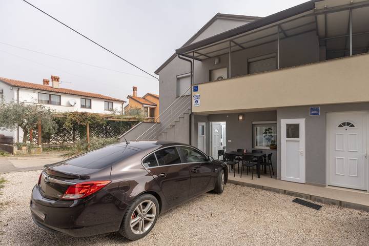 Ferienwohnung für 4 Personen, mit Garten und Terrasse sowie Ausblick
