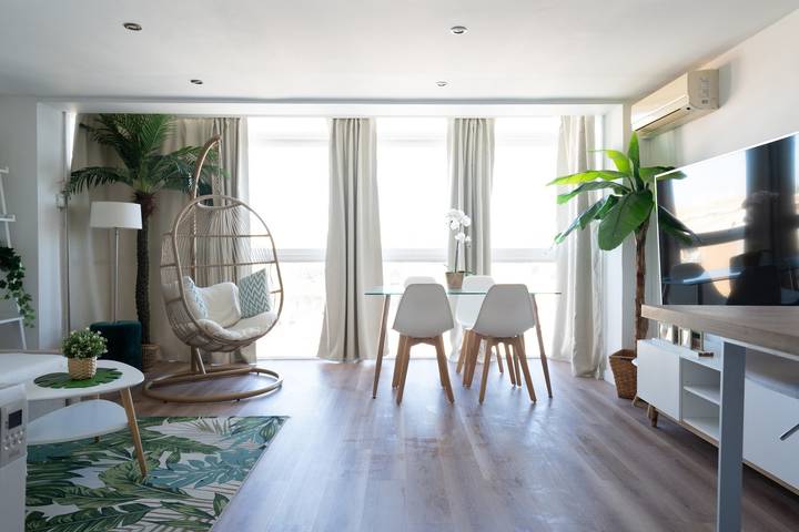 Holiday letting for 4 people, with Ocean view and Terrace in Castelldefels