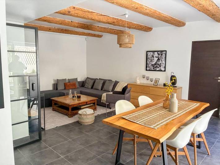 Appartement de vacances pour 4 personnes, avec jardin ainsi que vue et terrasse