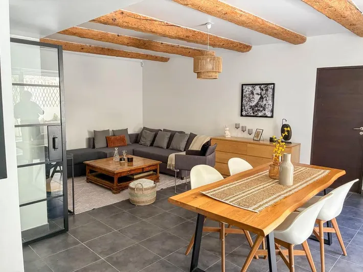 Apartamento de vacaciones para 4 personas, con terraza además de jardín y vistas - 1