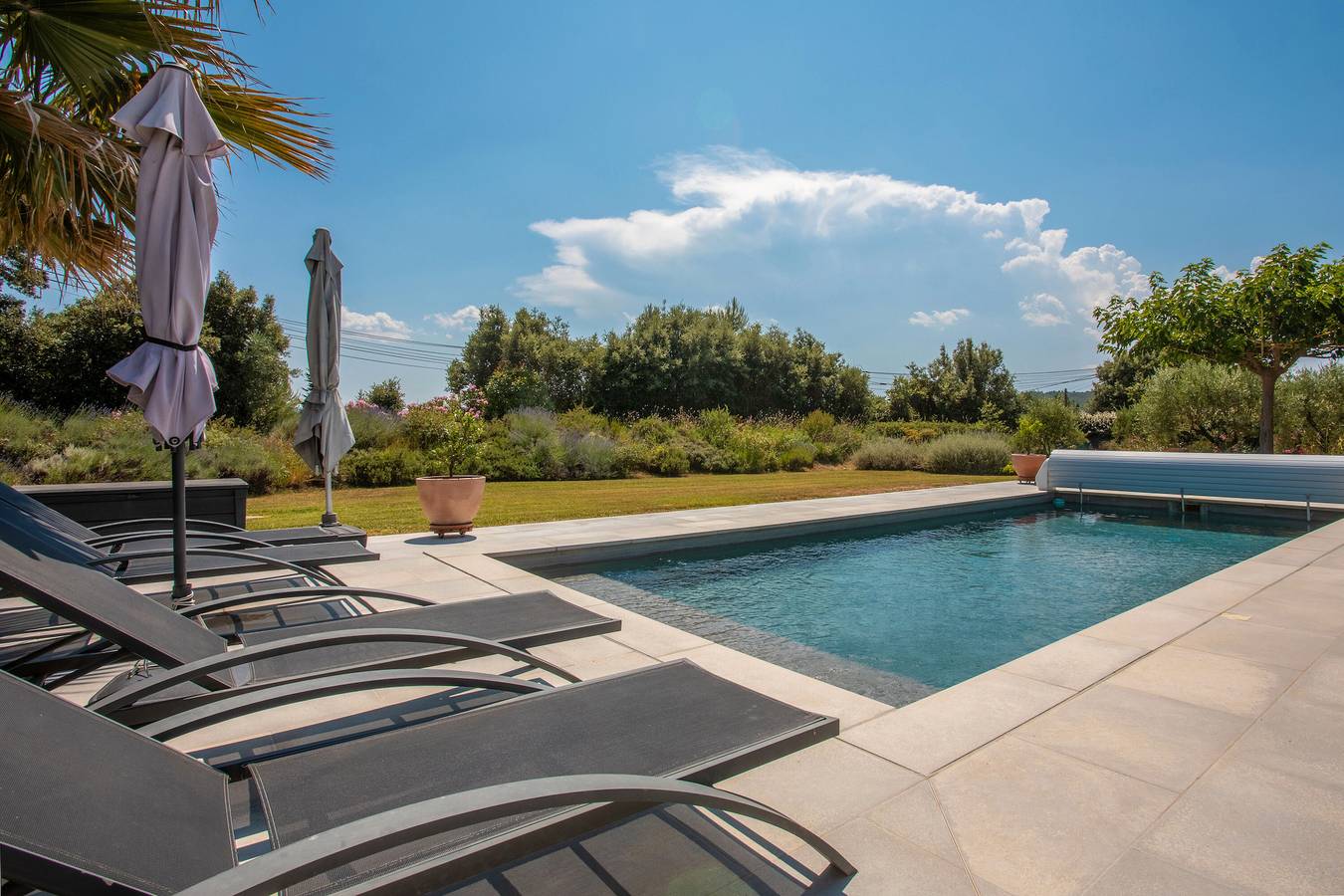Studio entier, Studio '890' avec terrasse privée, Wi-Fi et climatisation in Lorgues, Région de Draguignan