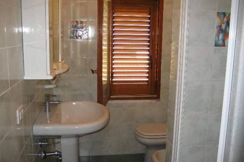Apartamento entero, Piso / apartamento - Milazzo in Milazzo, Provincia de Messina