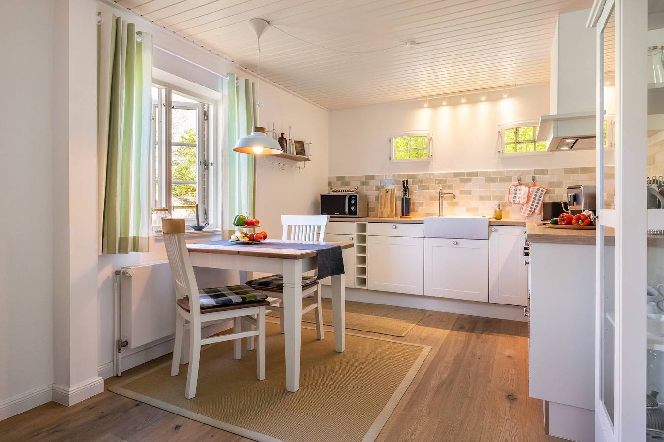 Entire apartment, Apartment 'Kleine Koje' with Shared Garden and Wi-Fi in Pellworm, Nordseeküste