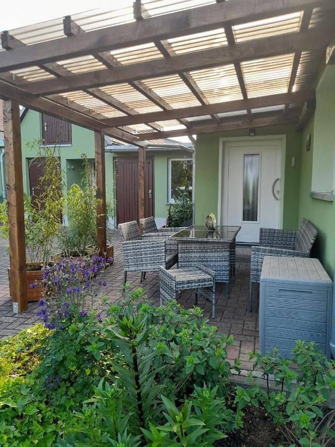 Ferienwohnung für 4 Personen, mit Terrasse und Garten sowie Ausblick in Olbersdorf - 2