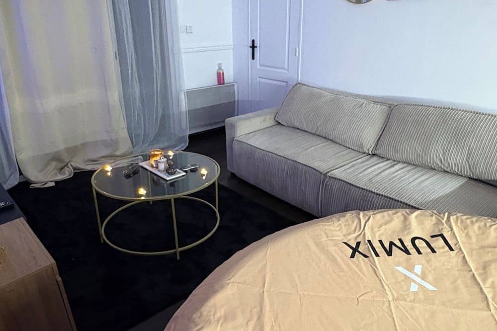 Love room ❤️ in Le Blanc-Mesnil, Sena-Saint Denis