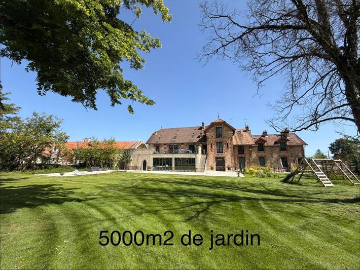 Villa pour 24 personnes, avec Terrasse et Jardin ainsi que Vue sur le lac et Vue
